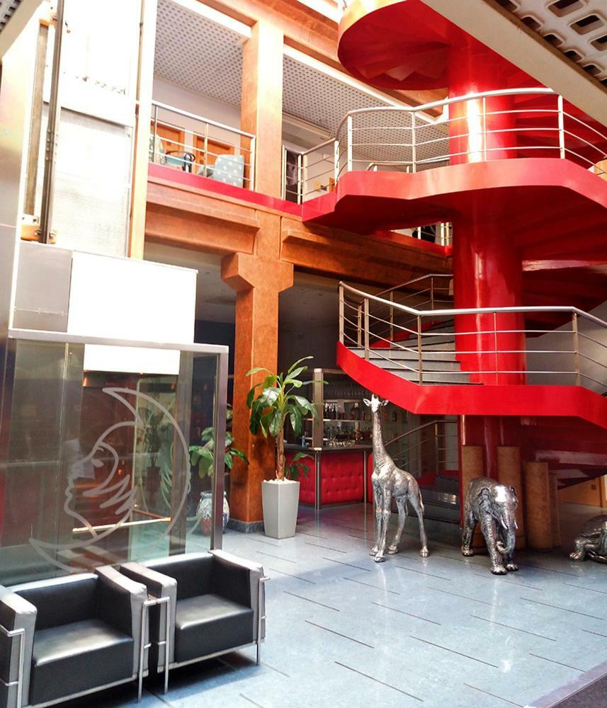 Hotel Fabrik Humanes de Madrid Εξωτερικό φωτογραφία